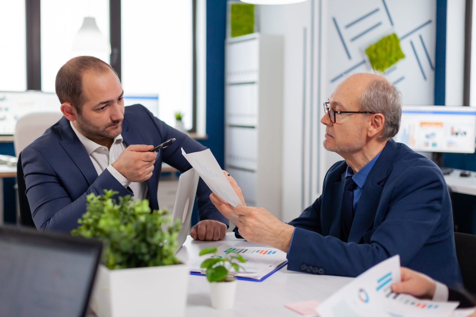 Tax advisor in the UK providing personalised tax advice to a business owner